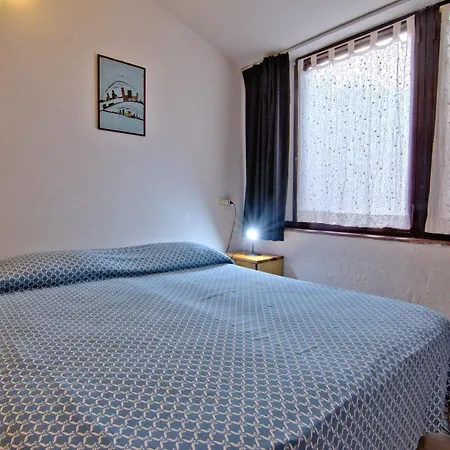 Ferienhaus Very *